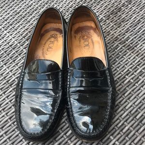 Tods Black patent leather loafers